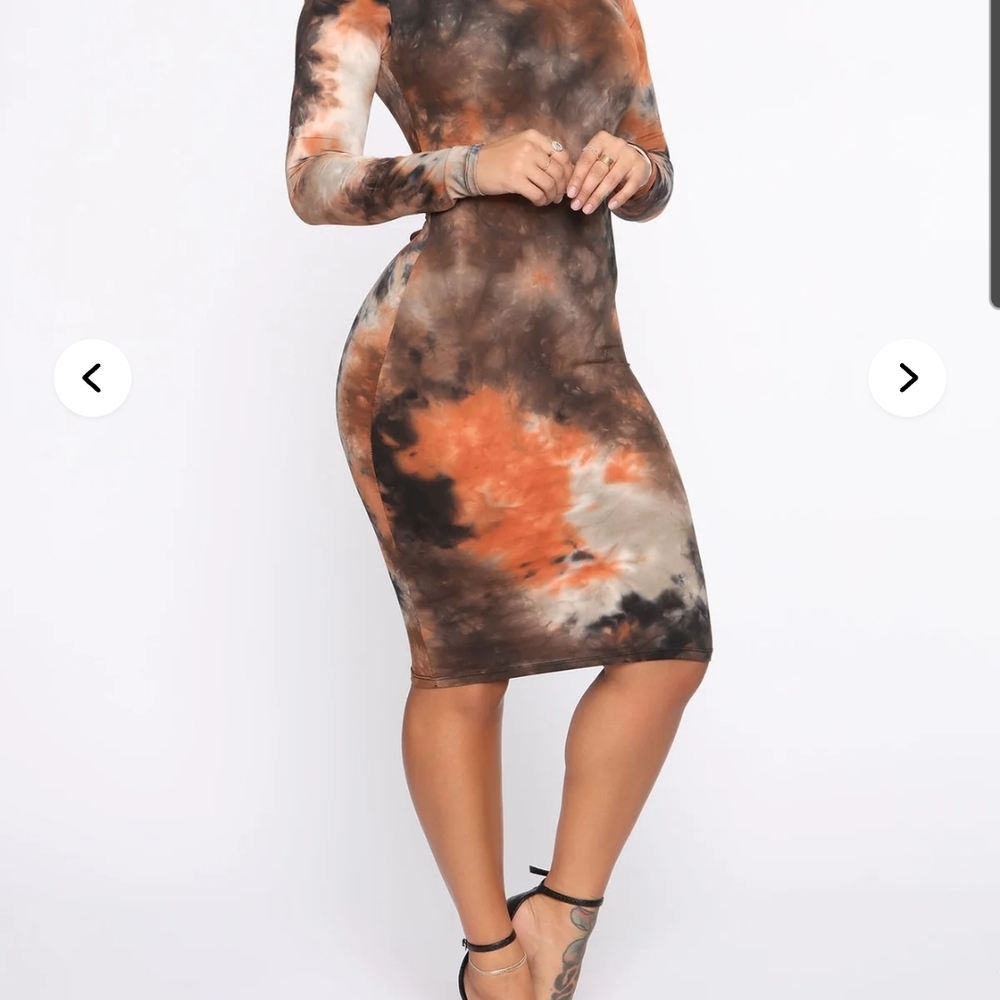 Tie-Dye Long Sleeve Bodycon Dress